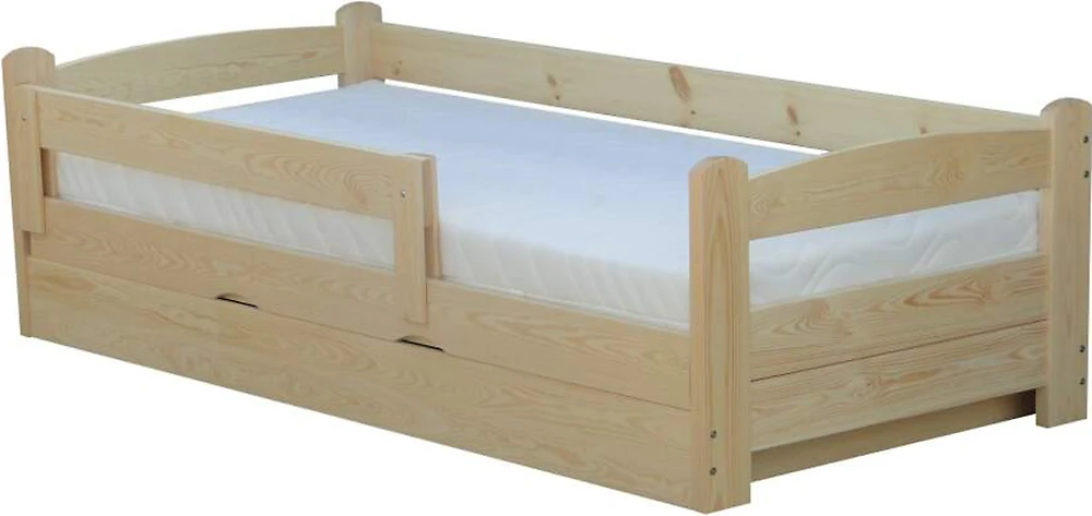 Небольшая кровать Джерри деревянная